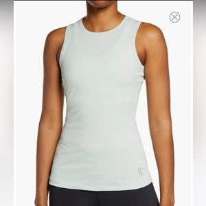 ON Movement tank in color Mineral